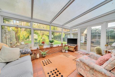 3 bedroom detached house for sale, Woodlands Close, Hiltingbury, Chandler's Ford