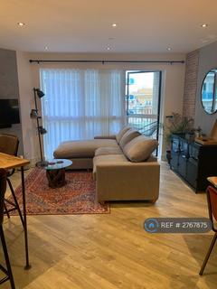 1 bedroom in a flat share to rent, Masters Court, United Kingdom, HA1