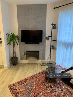 1 bedroom in a flat share to rent, Masters Court, United Kingdom, HA1