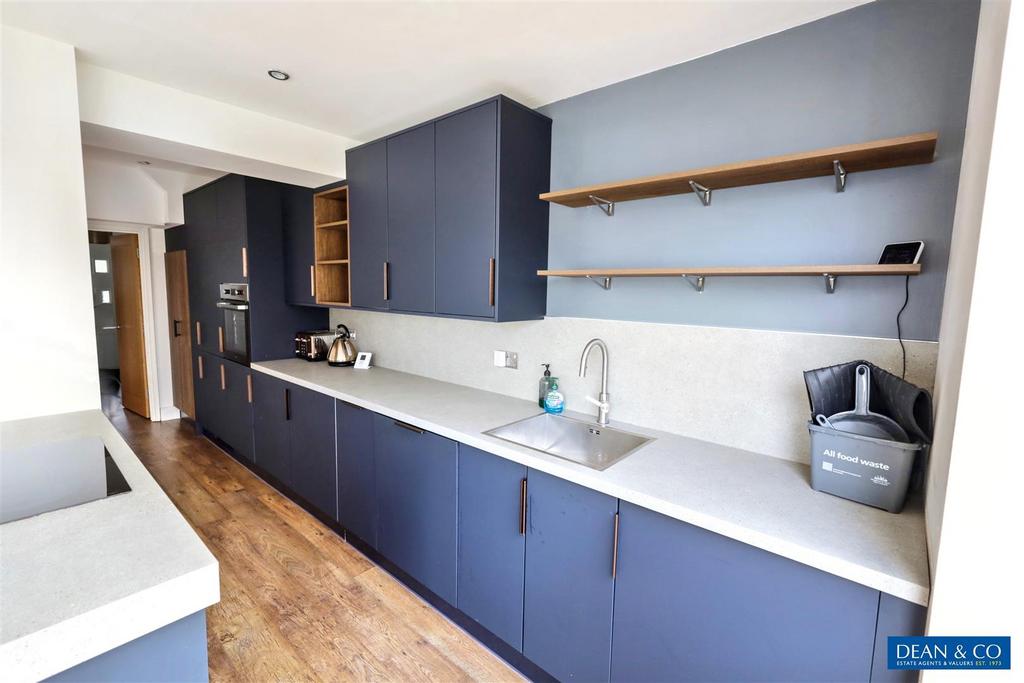 Kitchen area