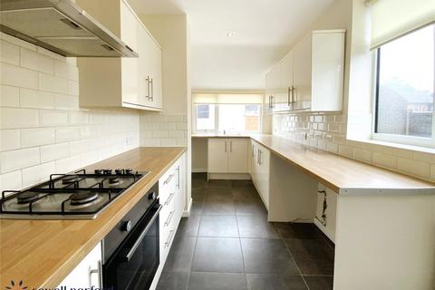 3 bedroom semi-detached house to rent, Cumberland Avenue, Greater Manchester OL10