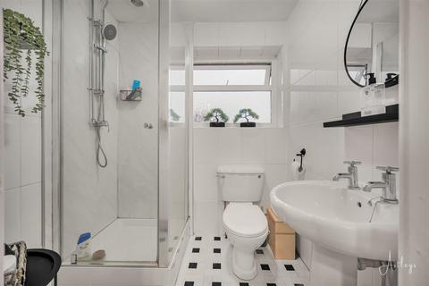 2 bedroom semi-detached house for sale, Ridgewood Gardens,, Cimla, Neath