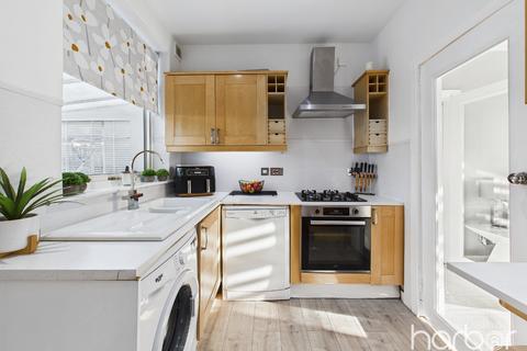 undefined, Weirwood Avenue, Garrowhill, Glasgow, City of Glasgow, G69 6LQ