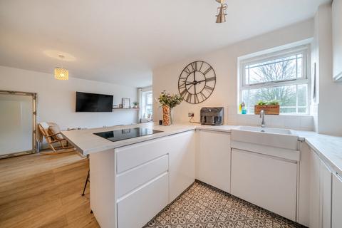 2 bedroom property for sale, John Archer Way, London, SW18