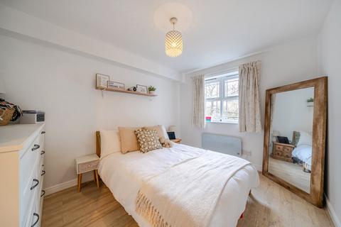 2 bedroom property for sale, John Archer Way, London, SW18