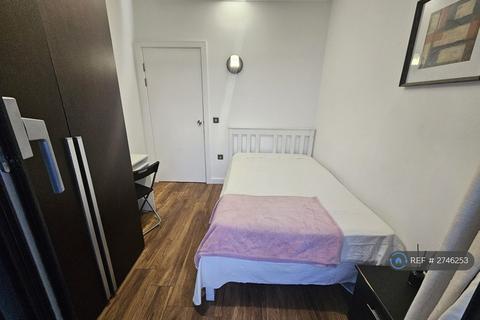 undefined, Centrillion Point, Croydon, CR0