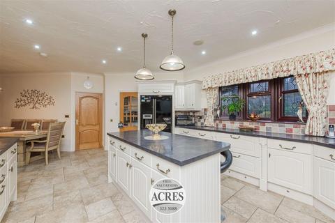 4 bedroom detached bungalow for sale, Highfield Farm, Walsall Road, Walsall Wood