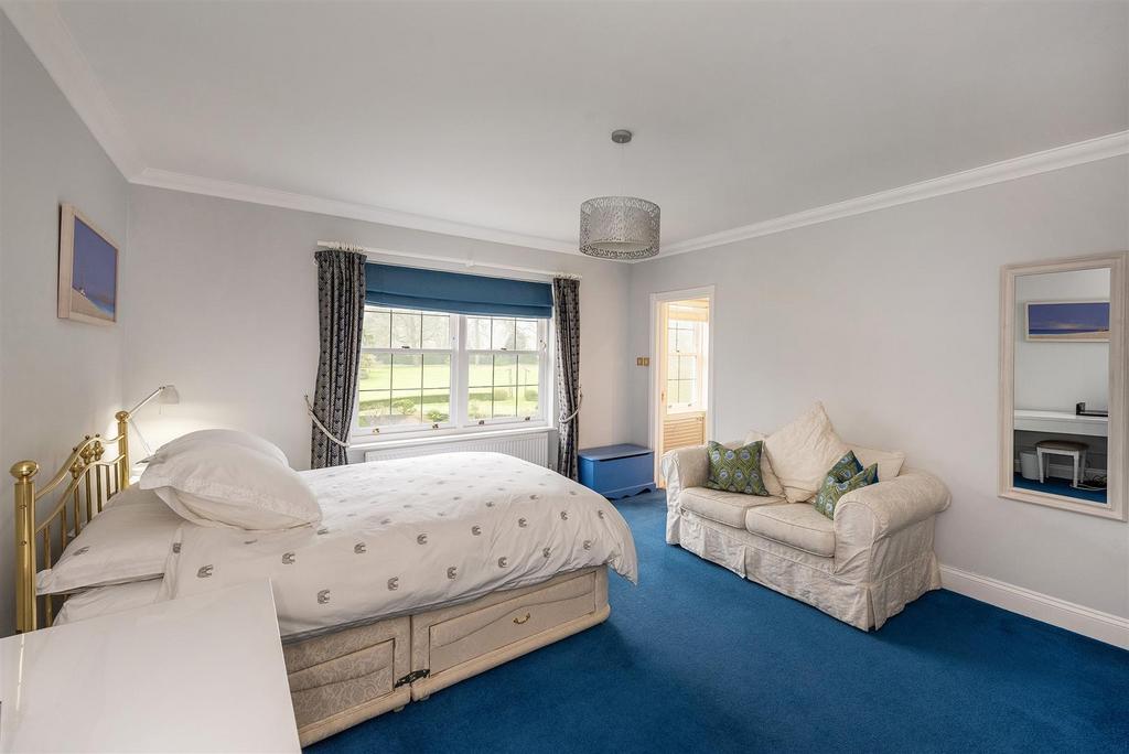 4 Manor Rd TN15 6 AQ 017.jpg