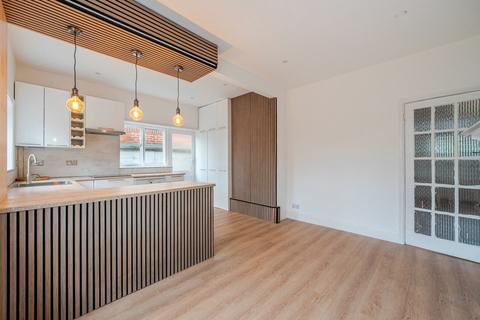 undefined, Winchester Road, Hampshire SO16