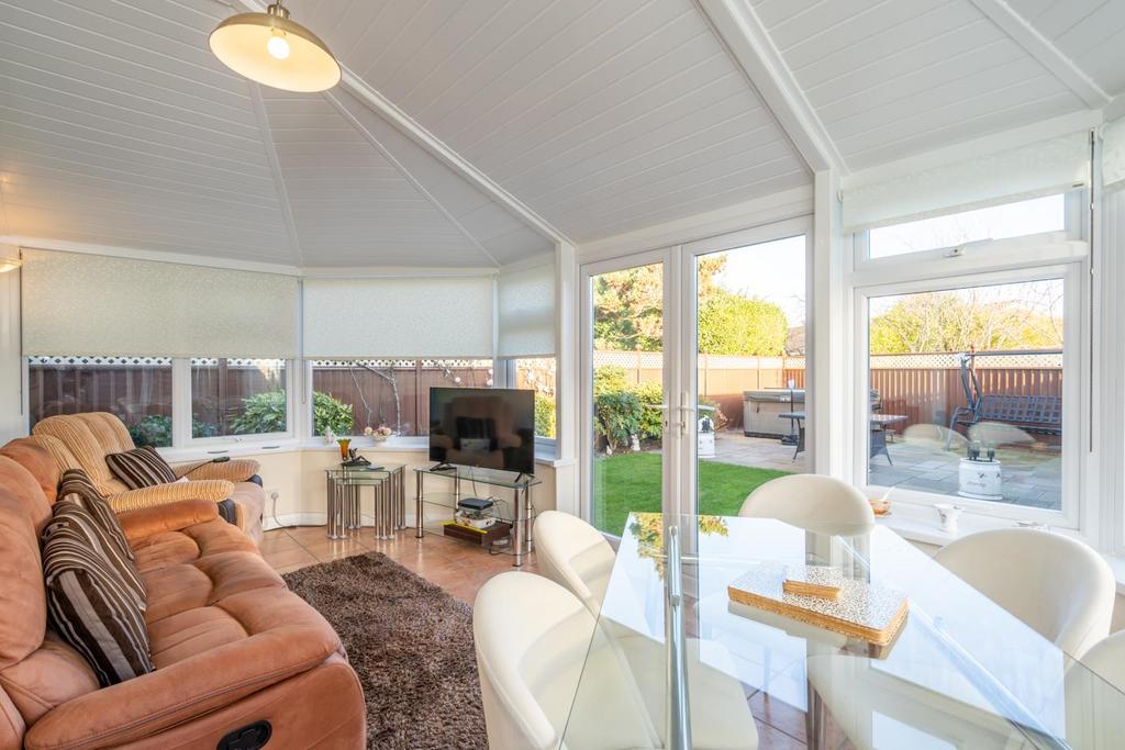 Garden Room.jpg