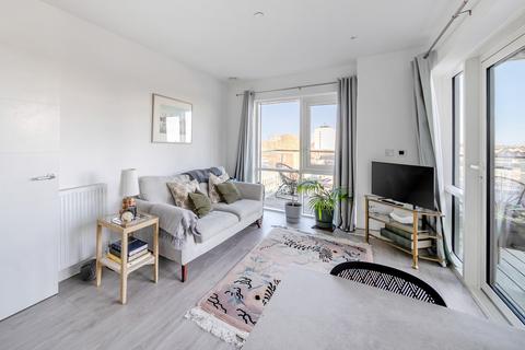 undefined, Longfield Avenue, London