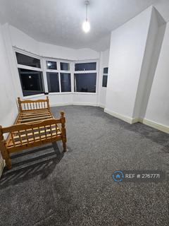 3 bedroom semi-detached house to rent, Salisbury Drive, Prestwich, Manchester, M25