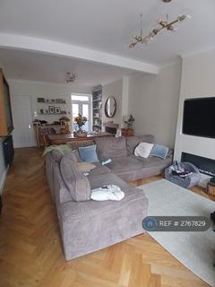 3 bedroom semi-detached house to rent, Gristhorpe Road, Birmingham, B29