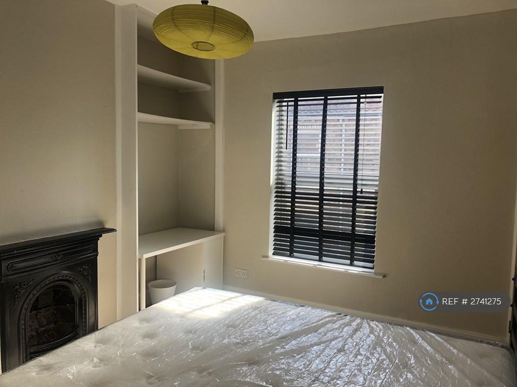 Large Bedroom