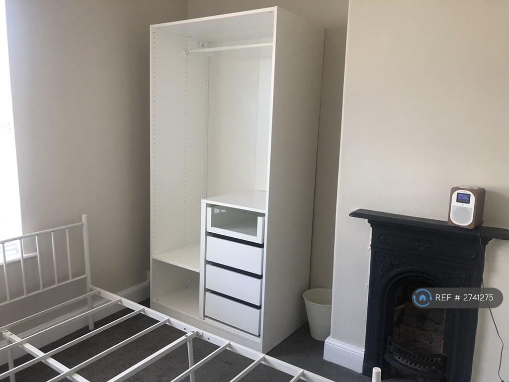 Double Bedroom