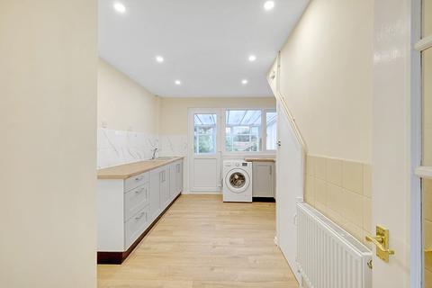 3 bedroom semi-detached house for sale, Long Meadow Drive, Wickford, Essex