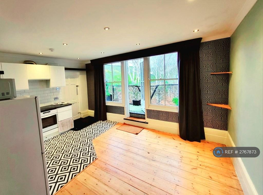 Kitchen Living Area