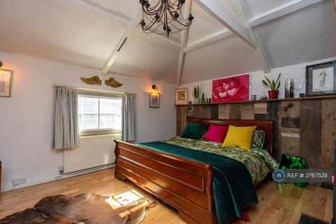 3 bedroom detached house to rent, Cross Street, Eye, IP23