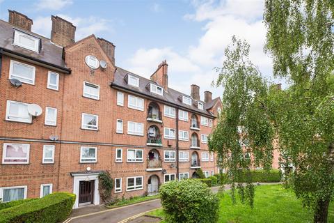 2 bedroom flat for sale, South End Close, Hampstead Heath, NW3