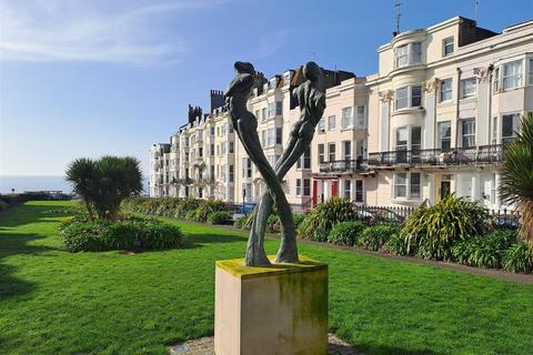 1 bedroom flat for sale, New Steine, Brighton