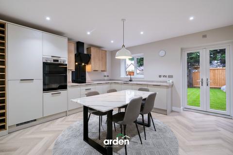 3 bedroom detached house for sale, Old Birmingham Road, Lickey End, B60