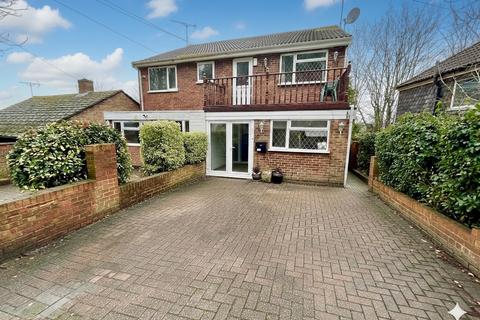 undefined, Crescent Rise, Luton, Bedfordshire, LU2 0AT