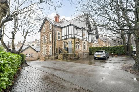 2 bedroom flat to rent, York Road, Harrogate, HG1