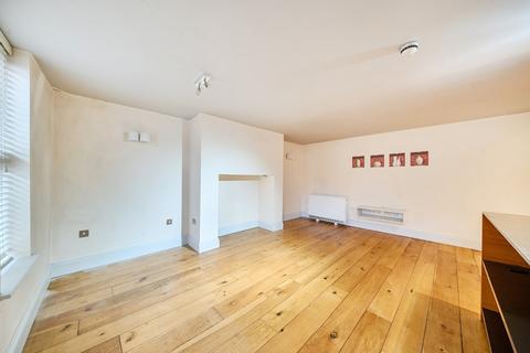 2 bedroom flat to rent, York Road, Harrogate, HG1