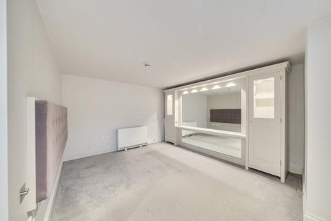 2 bedroom flat to rent, York Road, Harrogate, HG1