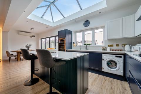 undefined, Cedar Lawn Avenue, Barnet, EN5