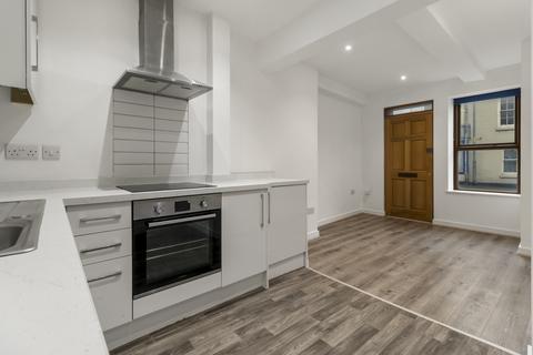 undefined, Worcester WR5