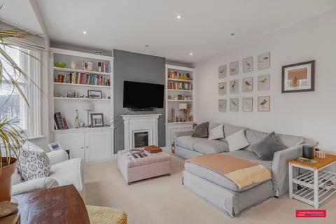 3 bedroom flat to rent, Stephendale Road, London, SW6
