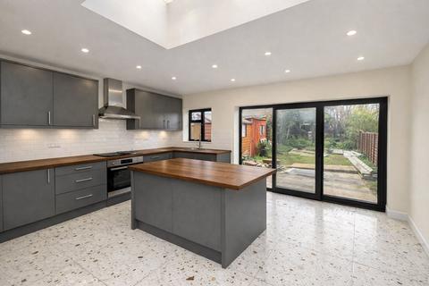 3 bedroom semi-detached house to rent, Worton Gardens, Greater London TW7