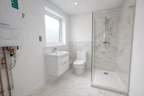 3 bedroom semi-detached house to rent, Worton Gardens, Greater London TW7