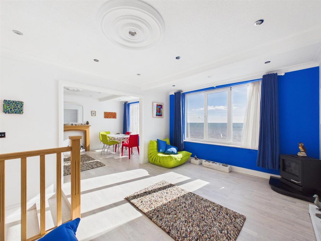 Lounge: