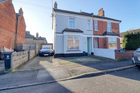 3 bedroom semi-detached house for sale - Clacton on Sea CO15