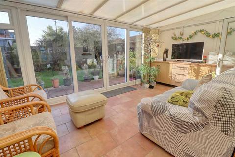 3 bedroom semi-detached house for sale, Clacton on Sea CO15