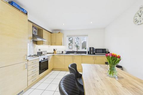 3 bedroom semi-detached house for sale, Chandos Gardens, Coulsdon CR5