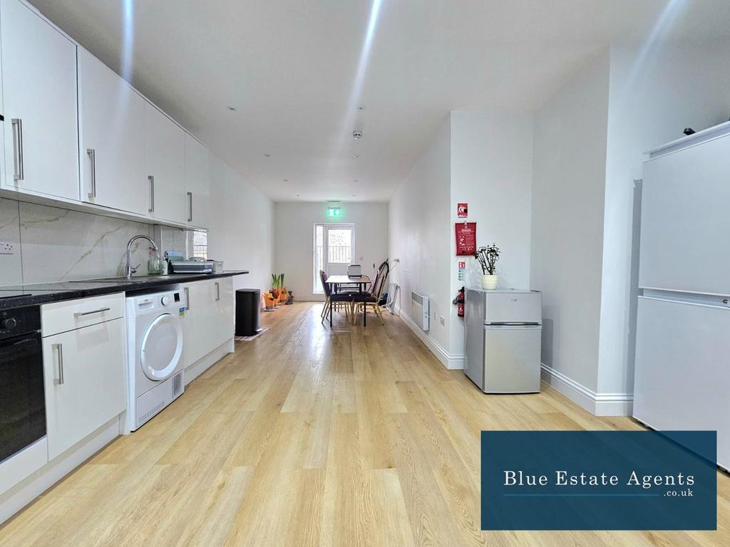 Communal Kitchen