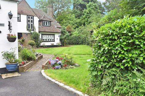 undefined, Chequers Lane, Walton On The Hill, Tadworth, Surrey. KT20