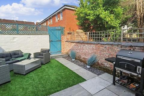 2 bedroom terraced house for sale, Bailey Street, Prestwich, M25