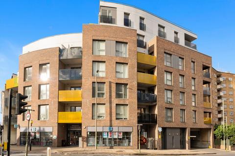 Finchley Road, London NW11