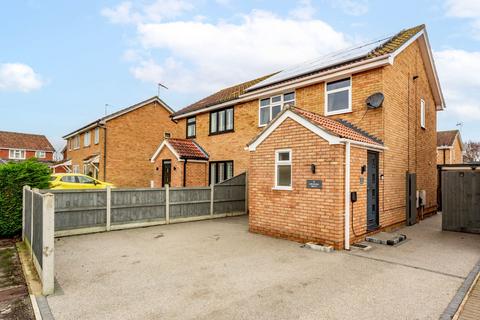 3 bedroom semi-detached house for sale, Appledore Drive, Carlton Colville