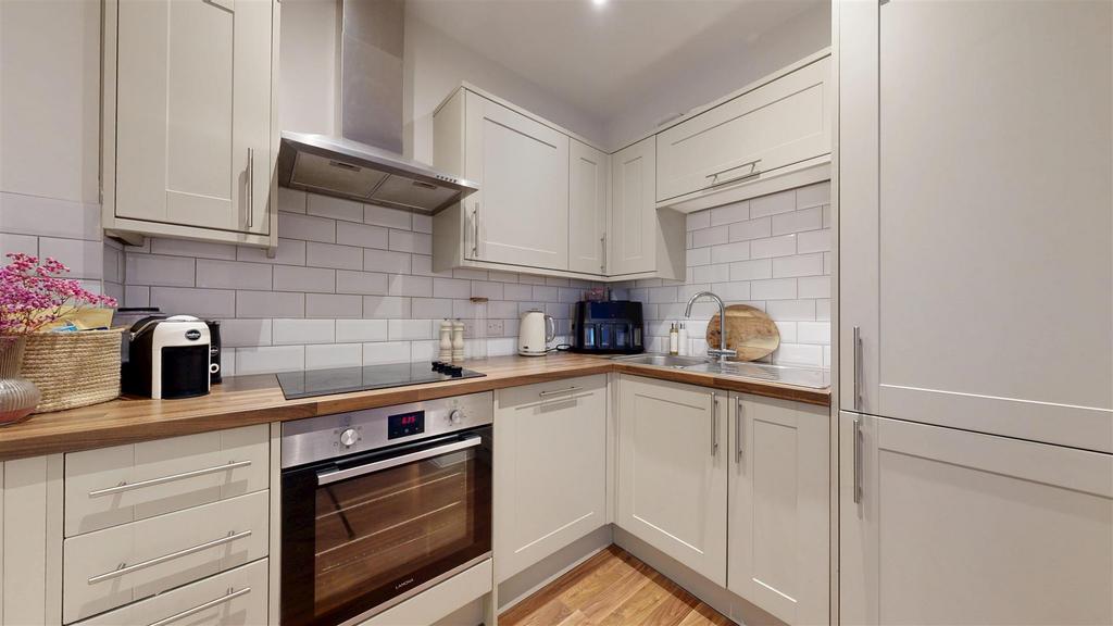 Yew-Tree-House-11122025 172039.jpg