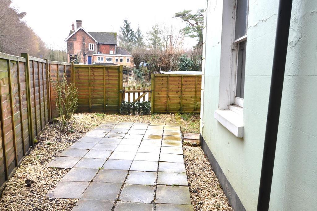 Front garden.JPG