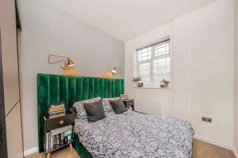 undefined, Kingston Road, London SW20