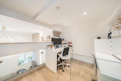 1 bedroom flat for sale, Kingston Road, London SW20