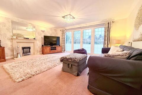 5 bedroom detached house for sale, Victory Close, Newton Abbot TQ12