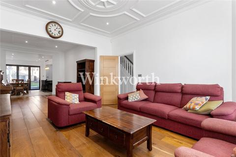 4 bedroom terraced house for sale, The Grove, London, N13