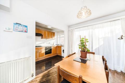 3 bedroom terraced house for sale, Kempshott Road, London SW16